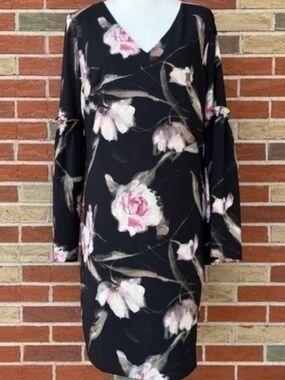 White House Black Market Floral V-neck Black Pink Long Bell Sleeve Dress 👗
